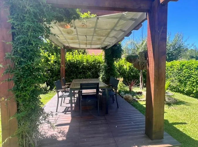 Casa Da Portela * 파레드스 드 코라